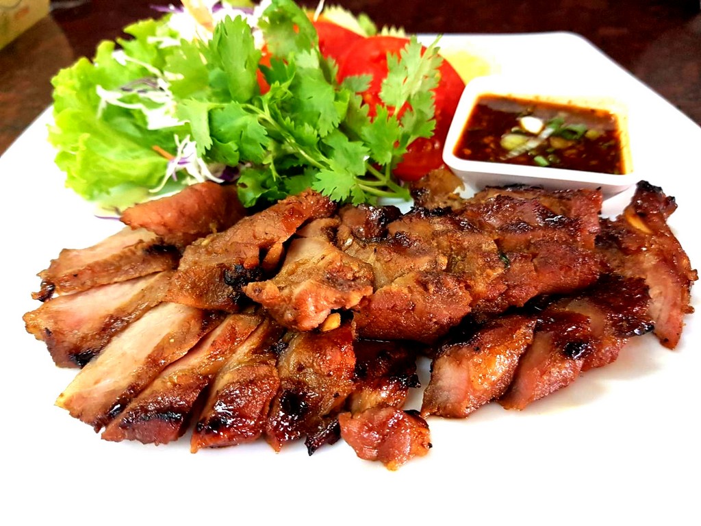 Barbecue Pork & Spicy Dipping Sauce